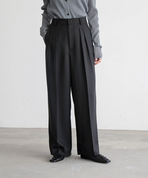for/c（フォーシー）の「[セットアップ対応]インタックワイドパンツ【サスティナブル】（その他パンツ・レディース・グレー/ライトベージュ/ブラック・M/L/LL/PM/TM）」の2枚目の写真