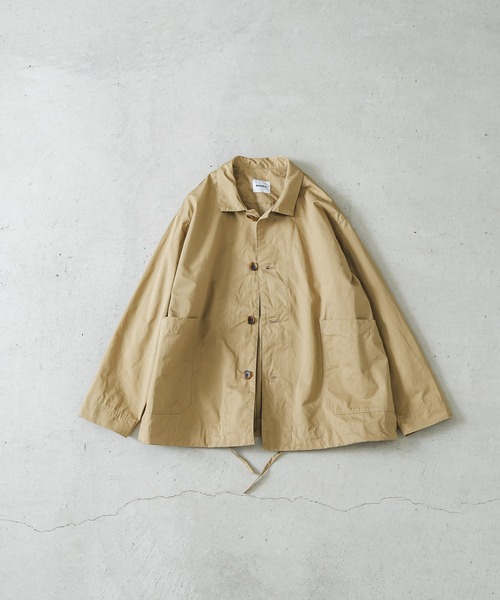 quadro（クオドロ）の「C/L高密度ツイルカバージャケット（カバーオール・レディース・キャメル/キナリ・FREE）」の2枚目の写真