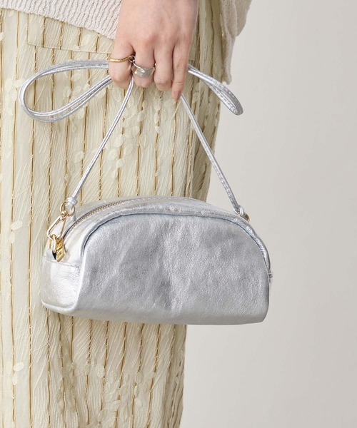 Gready Brilliant（グレディブリリアン）の「ポーチ型ミニショルダー（ショルダーバッグ・レディース・シルバー/アイボリー・FREE）」の2枚目の写真