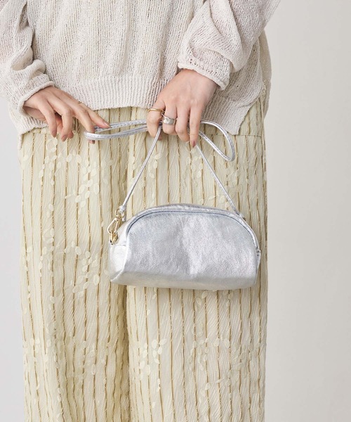 Gready Brilliant（グレディブリリアン）の「ポーチ型ミニショルダー（ショルダーバッグ・レディース・シルバー/アイボリー・FREE）」の10枚目の写真