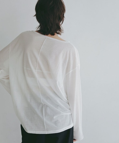 ETRE TOKYO(エトレトウキョウ)の「【ZOZO限定カラー】センターピンタックシアーロンTee(Tシャツ/カットソー・レディース・ブラック/ホワイト/アイボリー/ブルー・FREE)」の22枚目の写真