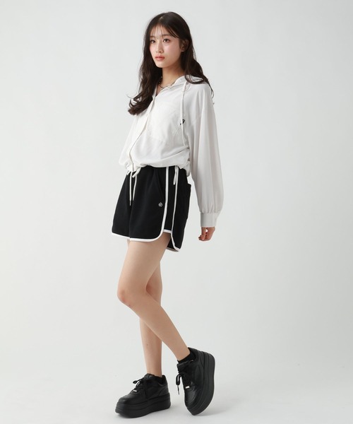 repipi armario（レピピ アルマリオ）の「パイピングスウェットショートパンツ（スウェットパンツ・キッズ・ライム/ピンク/カモフラージュ/ブラック/杢グレー・SMALL/MEDIUM/LARGE）」の7枚目の写真