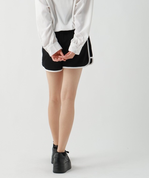 repipi armario（レピピ アルマリオ）の「パイピングスウェットショートパンツ（スウェットパンツ・キッズ・ライム/ピンク/カモフラージュ/ブラック/杢グレー・SMALL/MEDIUM/LARGE）」の8枚目の写真