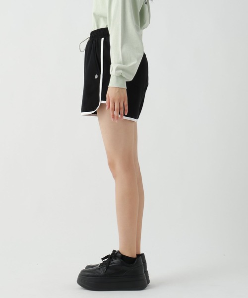 repipi armario（レピピ アルマリオ）の「パイピングスウェットショートパンツ（スウェットパンツ・キッズ・ライム/ピンク/カモフラージュ/ブラック/杢グレー・SMALL/MEDIUM/LARGE）」の19枚目の写真