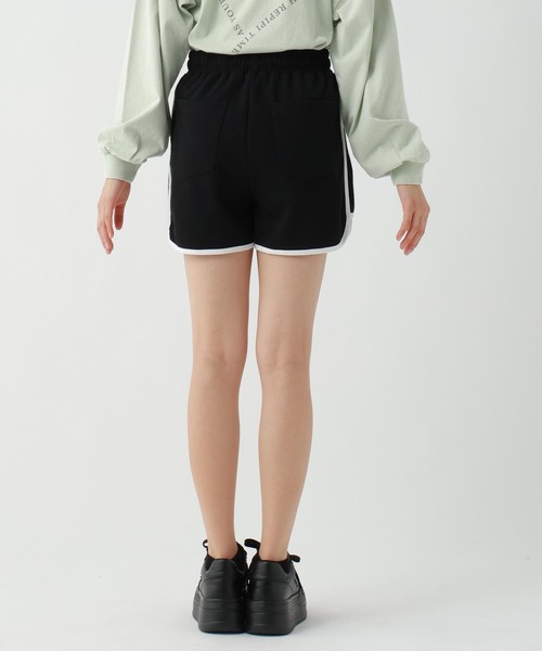 repipi armario（レピピ アルマリオ）の「パイピングスウェットショートパンツ（スウェットパンツ・キッズ・ライム/ピンク/カモフラージュ/ブラック/杢グレー・SMALL/MEDIUM/LARGE）」の20枚目の写真