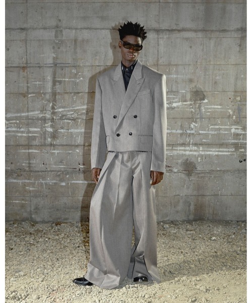 WOOL GABARDINE TUCKED WIDE TROUSERS（スラックス）｜JOHN LAWRENCE