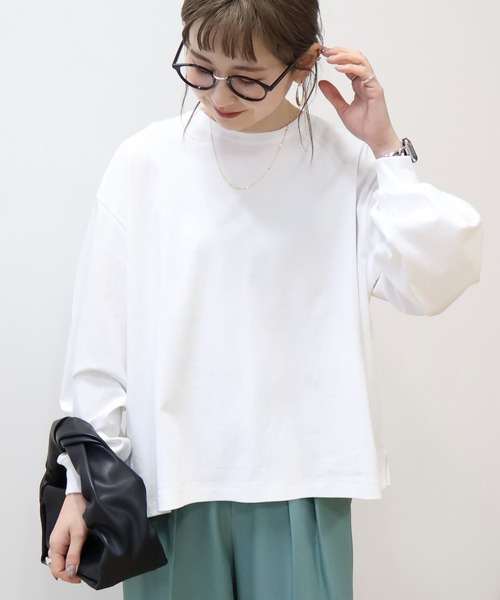 AMERICAN HOLIC(アメリカンホリック)の「【WEB限定】袖ボリュームカットプルオーバー(Tシャツ/カットソー・レディース・ライトベージュ/チャコールグレー/オフホワイト/グリーン・M/L)」の1枚目の写真