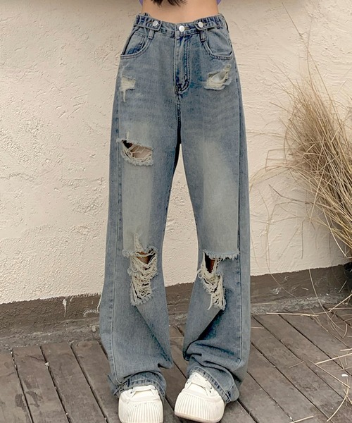Songe(ソンジュ)の「ウエストボタンダメージワイドデニムパンツ(デニムパンツ・レディース・ブルー・L/M)」の2枚目の写真
