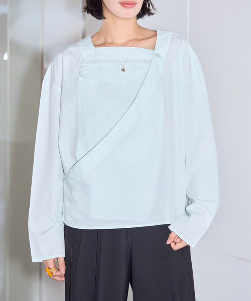 SEEALL（シーオール）の「SEEALL ASYMMETRIC POCKET TOP SAW63 TP302：シャツ（シャツ/ブラウス・レディース・グリーン・38）」の2枚目の写真