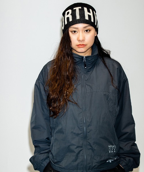 430(フォーサーティ)の「mko13560- LOGO BEANIE ニット帽(26-109)(ニットキャップ/ビーニー・メンズ・ブラック・FREE)」の7枚目の写真