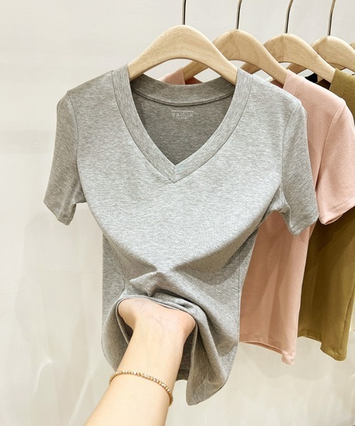 SEU(エスイーユー)の「無地T トップス シンプルVネックTシャツ 【オフィスカジュアル】【きれいめカジュアル】 レディース韓国風(Tシャツ/カットソー・レディース・グレー/ホワイト/ブラック・フリー)」の4枚目の写真