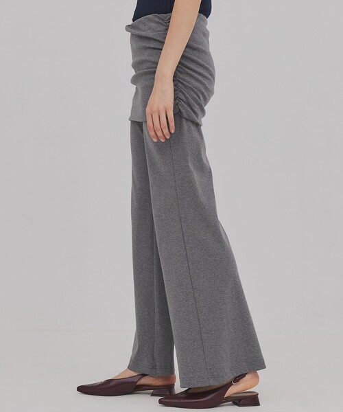 PUBLIC TOKYO（パブリックトウキョウ）の「【2026年春新作】ミニレイヤードフレアジャージーパンツ（その他パンツ・レディース・ネイビー/グレー・1/2）」の22枚目の写真