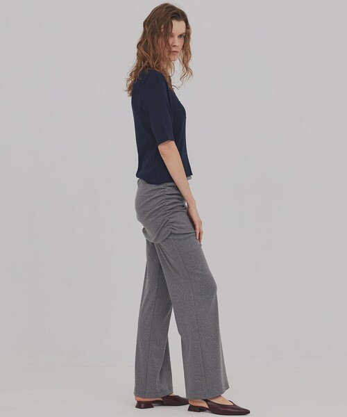 PUBLIC TOKYO（パブリックトウキョウ）の「【2026年春新作】ミニレイヤードフレアジャージーパンツ（その他パンツ・レディース・ネイビー/グレー・1/2）」の20枚目の写真