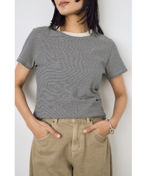 AZUL by moussy(アズールバイマウジー)の「ミニボーダーTシャツ(Tシャツ/カットソー・レディース・ホワイト系その他/ブラウン系その他/ブルー系その他3・SMALL/MEDIUM)」の6枚目の写真