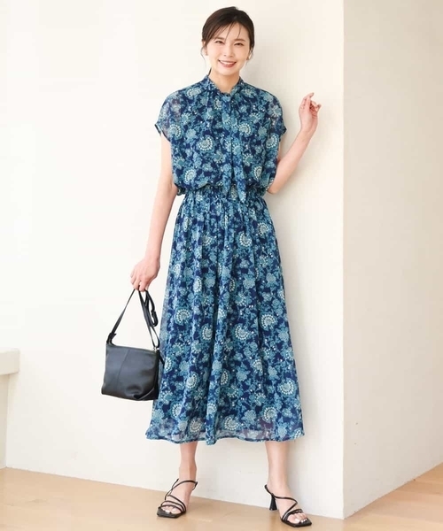 MK MICHEL KLEIN（エムケーミッシェルクラン）の「[洗える]前後2way/更紗プリント花柄シフォンブラウス（シャツ/ブラウス・レディース・ネイビー/ベージュ・38）」の21枚目の写真