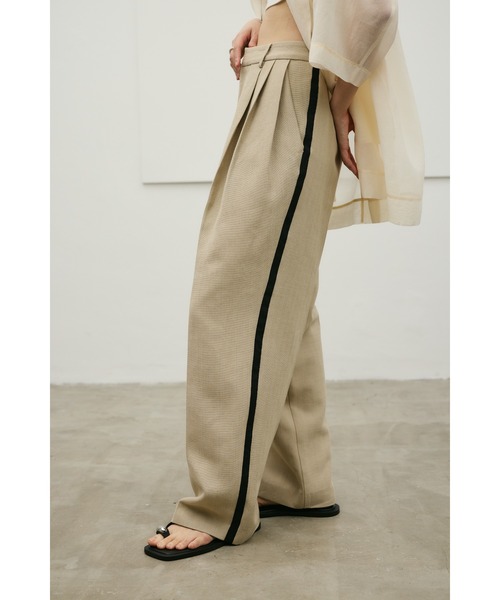STYLEMIXER(スタイルミキサー)の「セットアップバイカラーパンツ(その他パンツ・レディース・ホワイト/ベージュ/ネイビー・SMALL/MEDIUM)」の19枚目の写真