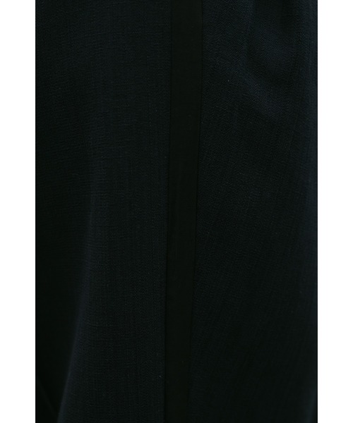 STYLEMIXER(スタイルミキサー)の「セットアップバイカラーパンツ(その他パンツ・レディース・ホワイト/ベージュ/ネイビー・SMALL/MEDIUM)」の4枚目の写真