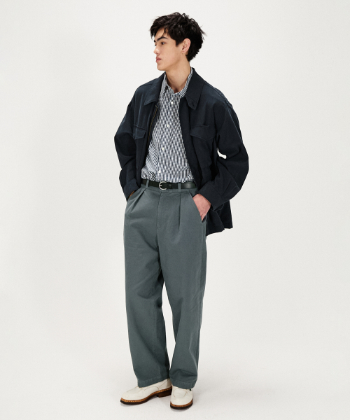 SHIRTER(シャーター)の「COTTON DRILL WIDE CHINO PANTS (SLATE BLUE)(その他パンツ・メンズ・その他・LARGE/MEDIUM/SMALL)」の2枚目の写真