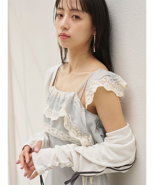 SNIDEL(スナイデル)の「シルキーシフォンレースキャミワンピース(ワンピース・レディース・イエロー/ブラック/ライトブルー・0/1)」の13枚目の写真