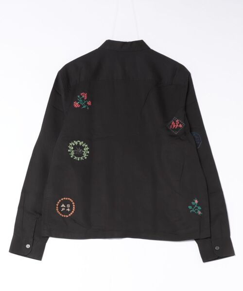 ALLSAINTS（オールセインツ）の「LAUREL LONG SLEEVE EMBROIDERED ZIP UP SHIRT | LAUREL 長袖 刺繍 ジップアップ シャツ（シャツ/ブラウス・メンズ・ブラック系その他・S/M/L/XS）」の2枚目の写真