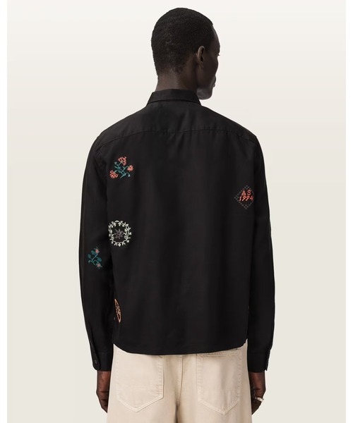 ALLSAINTS（オールセインツ）の「LAUREL LONG SLEEVE EMBROIDERED ZIP UP SHIRT | LAUREL 長袖 刺繍 ジップアップ シャツ（シャツ/ブラウス・メンズ・ブラック系その他・S/M/L/XS）」の7枚目の写真