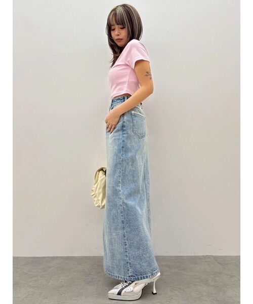 EVRIS（エヴリス）の「レースグラフィックロングデニムスカート（デニムスカート・レディース・ブルー/ブラック・MEDIUM/SMALL）」の13枚目の写真