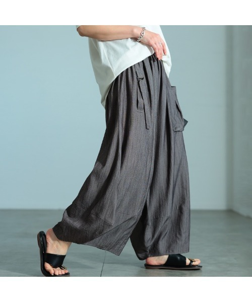 GOLDJAPAN(ゴールドジャパン)の「ビッグポケットバレルパンツ(その他パンツ・レディース・グレー/ブラック・4L~5L/LL~3L)」の4枚目の写真