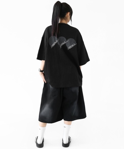 minsobi(ミンソビ)の「ダーティスプレーグラデーション ワイドスウェットハーフパンツ ユニセックス(スウェットパンツ・メンズ・ブラック/グレー・FREE)」の3枚目の写真