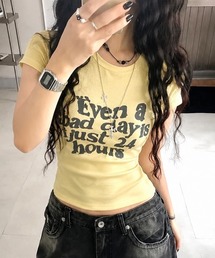 SHEENA（シーナ）の「【新色追加・4色展開】メッセージロゴスリムフィットTシャツ（Tシャツ/カットソー）」