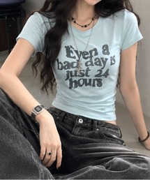 SHEENA（シーナ）の「【新色追加・4色展開】メッセージロゴスリムフィットTシャツ（Tシャツ/カットソー）」