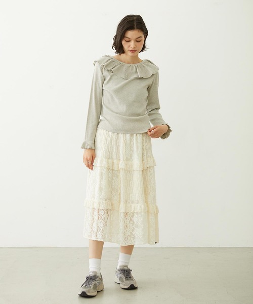 MILKFED.(ミルクフェド)の「2WAY RUFFLE COLLAR STRIPED L/S TOP(Tシャツ/カットソー・レディース・グレー/ブラック/レッド・ONE SIZE)」の8枚目の写真