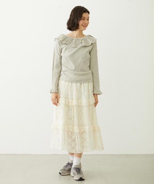 MILKFED.(ミルクフェド)の「2WAY RUFFLE COLLAR STRIPED L/S TOP(Tシャツ/カットソー・レディース・グレー/ブラック/レッド・ONE SIZE)」の10枚目の写真