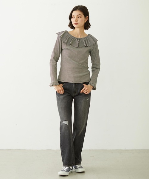 MILKFED.(ミルクフェド)の「2WAY RUFFLE COLLAR STRIPED L/S TOP(Tシャツ/カットソー・レディース・グレー/ブラック/レッド・ONE SIZE)」の19枚目の写真