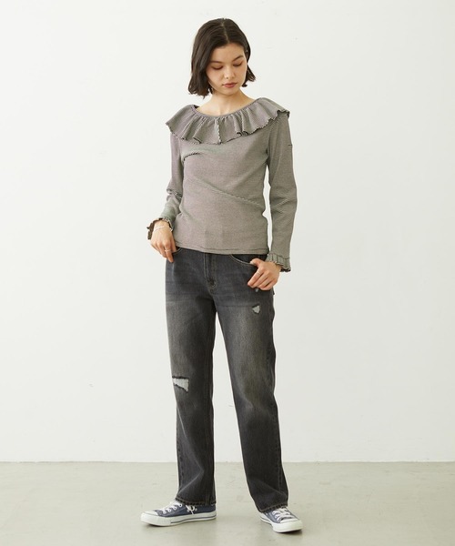 MILKFED.(ミルクフェド)の「2WAY RUFFLE COLLAR STRIPED L/S TOP(Tシャツ/カットソー・レディース・グレー/ブラック/レッド・ONE SIZE)」の20枚目の写真
