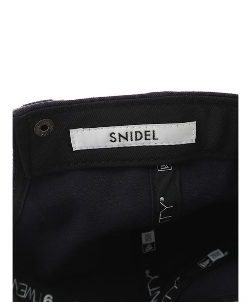 SNIDEL(スナイデル)の「【SNIDEL|NEW ERA】ダブルロゴCAP(キャップ・レディース・イエロー/ライトブルー/ブラック/ブラウン/ネイビー・F)」の21枚目の写真