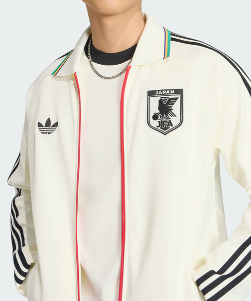 adidas(アディダス)の「adidas(アディダス)W-CUP JAPAN AWAY ANTHEM JACKET(その他アウター・メンズ・アイボリー・MEDIUM/X-LARGE/LARGE)」の5枚目の写真