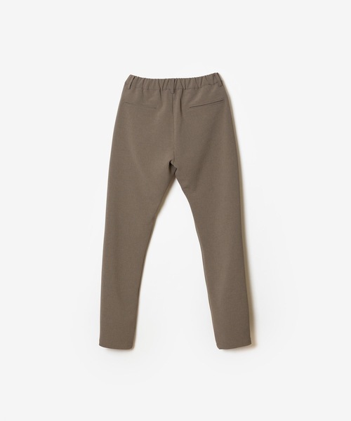 ATTACHMENT(アタッチメント)の「PE ストレッチダブルクロス レギュラーフィット 1タックトラウザーズ / PE STRETCH DOUBLE CLOTH REGULAR FIT 1TUCK TROUSERS(スラックス・メンズ・グレー/ブラック/ブラウン・1/3/2/4)」の6枚目の写真