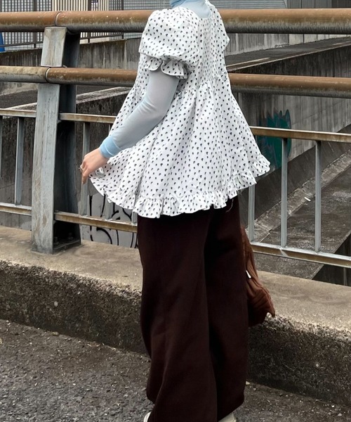 BLOOMING CHARM(ブルーミングチャーム)の「Frill Gather Puff Top(Tシャツ/カットソー・レディース・ブラック/ブラウン系その他/ピンク/ホワイト系その他・FREE)」の22枚目の写真