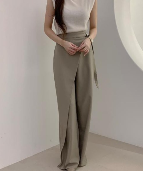 FAVORITO（ファヴォリート）の「ワイドスラックス（その他パンツ・レディース・カーキ/ダークグレー・F）」の17枚目の写真