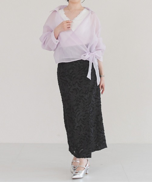 MISCH MASCH(ミッシュマッシュ)の「2026春夏新作 シアーカシュクールブラウス(シャツ/ブラウス・レディース・パープル/ホワイト・フリ-)」の19枚目の写真