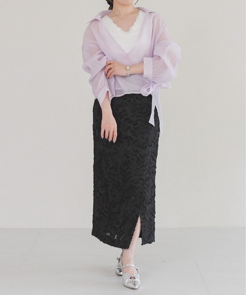 MISCH MASCH(ミッシュマッシュ)の「2026春夏新作 シアーカシュクールブラウス(シャツ/ブラウス・レディース・パープル/ホワイト・フリ-)」の21枚目の写真
