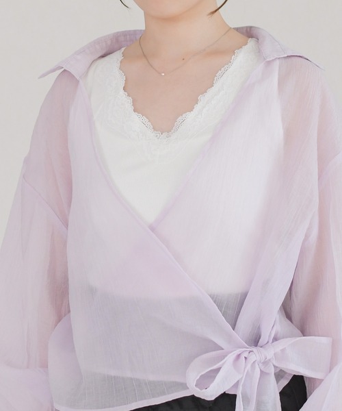 MISCH MASCH(ミッシュマッシュ)の「2026春夏新作 シアーカシュクールブラウス(シャツ/ブラウス・レディース・パープル/ホワイト・フリ-)」の13枚目の写真