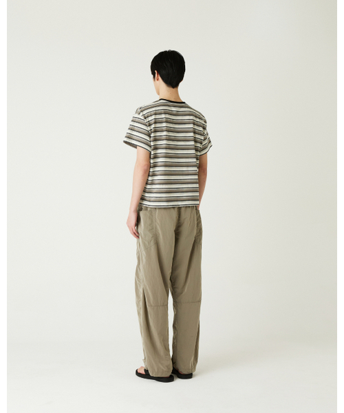 THEENDQUESTION（ジエンドクエスチョン）の「Puckering nylon pants / BEIGE（その他パンツ・レディース・その他・1/2）」の5枚目の写真