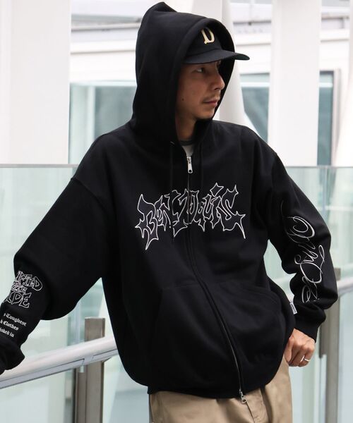 BEN DAVIS(ベンデイビス)の「【BEN DAVIS(ベンデイビス)】SPIKY LOGO ZIP HOODIE / ジップフーディ ツイルワッペン 刺繍 フロントロゴ 裏起毛 ストリート カジュアル ユニセックス(パーカー・メンズ・ネイビー/グレー/その他1/ブラック・LARGE/MEDIUM/X-LARGE)」の5枚目の写真