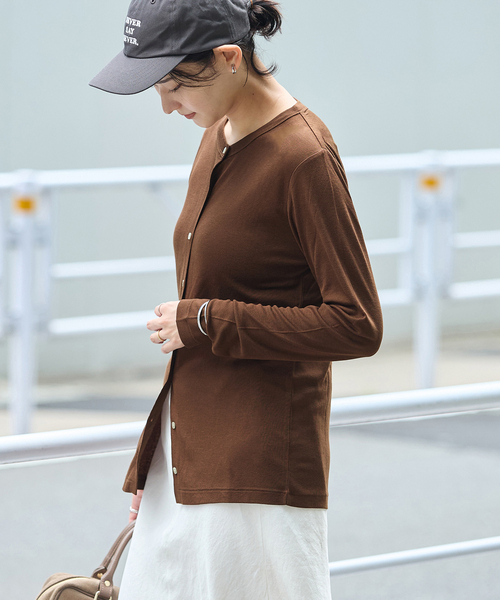 JOURNAL STANDARD(ジャーナルスタンダード)の「《追加》ウールMIX シアークルーネックカーディガン(カーディガン/ボレロ・レディース・ブラウン/チャコールグレー/ブラック系その他・FREE)」の3枚目の写真