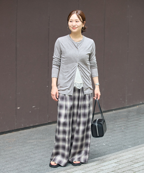 JOURNAL STANDARD(ジャーナルスタンダード)の「《追加》ウールMIX シアークルーネックカーディガン(カーディガン/ボレロ・レディース・ブラウン/チャコールグレー/ブラック系その他・FREE)」の21枚目の写真