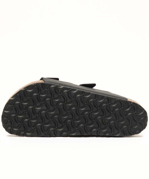 BIRKENSTOCK(ビルケンシュトック)の「ビルケンシュトック BIRKENSTOCK Arizona BF Triples Black(サンダル・メンズ・ブラック・23.0cm/24.0cm/24.5cm/25.0cm/26.0cm/26.5cm/27.0cm/28.0cm)」の6枚目の写真