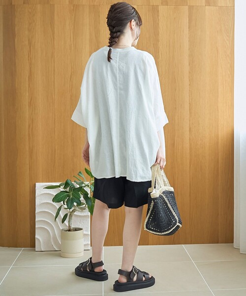 coen(コーエン)の「【接触冷感】リネンレーヨンドルマンバンドカラーシャツ(シャツ/ブラウス・レディース・ダークブラウン/オフホワイト/ロイヤルブルー/その他1・FREE)」の11枚目の写真