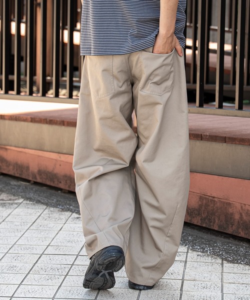 WEGO（ウィゴー）の「WEGO/【26年春夏新作】チノカーブパンツ（その他パンツ・メンズ・ブラック/ベージュ・LARGE/MEDIUM）」の19枚目の写真