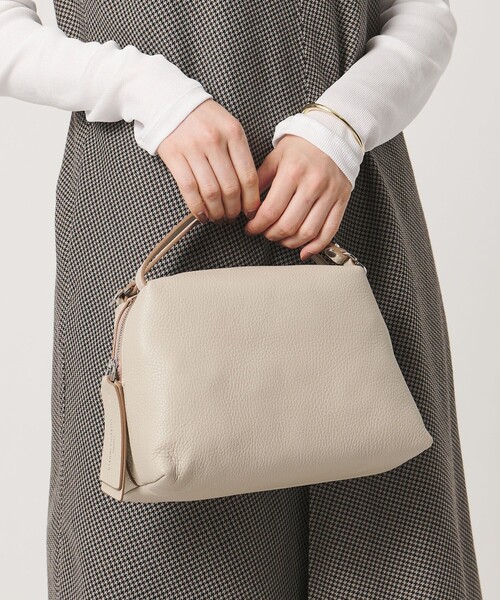 GIANNI CHIARINI(ジャンニ キアリーニ)の「<GIANNI CHIARINI>ALIFA M バッグ(ショルダーバッグ・レディース・ブラック/ナチュラル・FREE)」の2枚目の写真